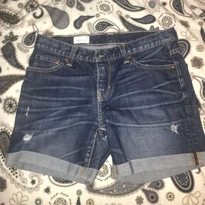 Gap Sexy Boyfriend Shorts
